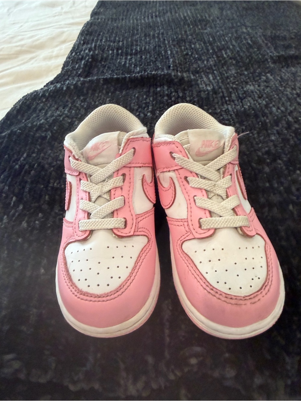 Nike Kids Pink and White Low-Top Sneakers